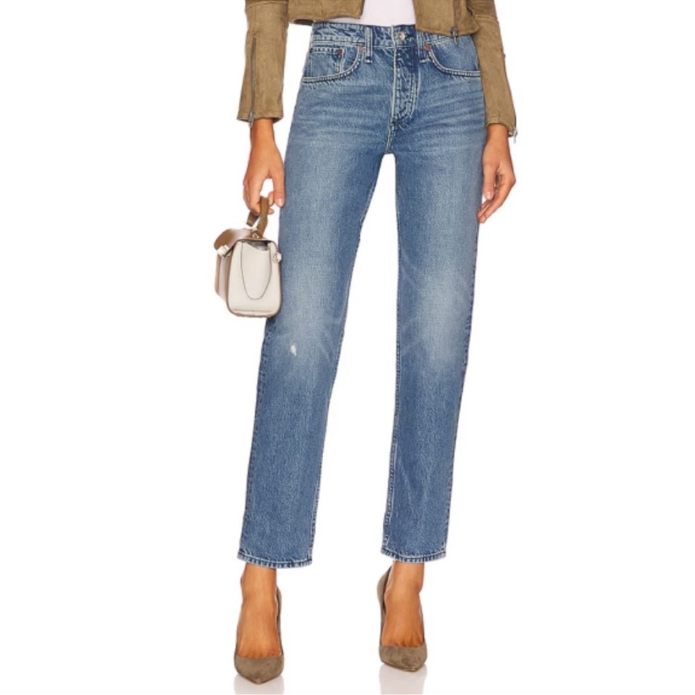 Rag & Bone Rosa Mid-Rise Boyfriend Jeans in Malibu
Blue Denim Button Fly